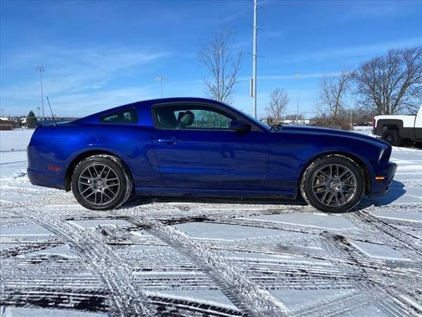 2014 Ford Mustang V6 Premium - coupe - - by dealer for sale in Fenton, MI – photo 6