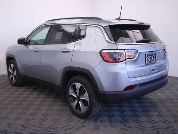 2018 Jeep Compass Latitude SUV - cars & trucks - by dealer - vehicle... for sale in Montclair, CA – photo 8