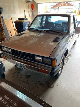 1980 Datsun 720 king cab pickup for sale in Redmond, OR – photo 4