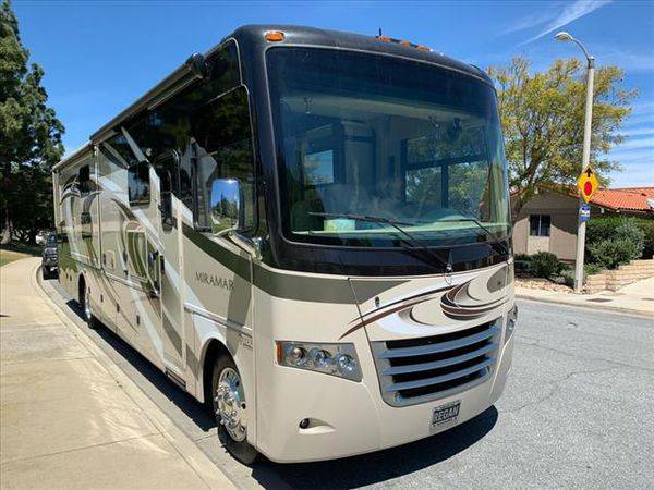 2017 Thor Mirage - Financing Options Available! for sale in Thousand Oaks, CA – photo 2