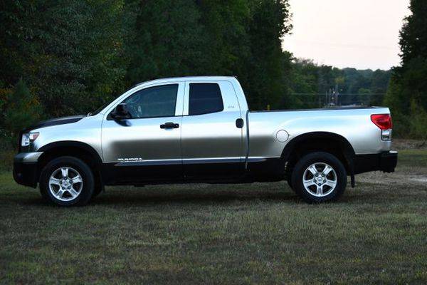 2010 Toyota Tundra Double Cab Pickup 4D 6 1/2 ft Bumper to Bumper... for sale in Colonial Heights, VA – photo 8