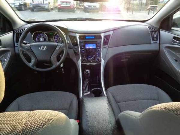 2013 Hyundai Sonata GLS 2 4L I4 F DOHC 198hp - - by for sale in Purcellville, District Of Columbia – photo 12