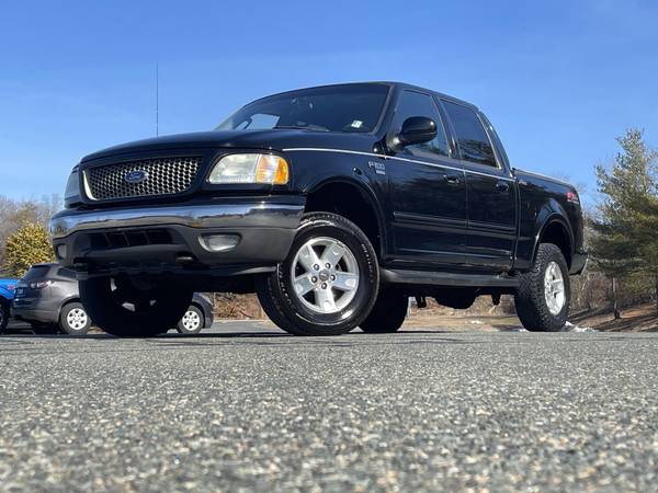 2003 Ford F-150 Crew Cab Lariat 4x4 5 4L V8 Triton Gas LOADED - cars for sale in Other, RI