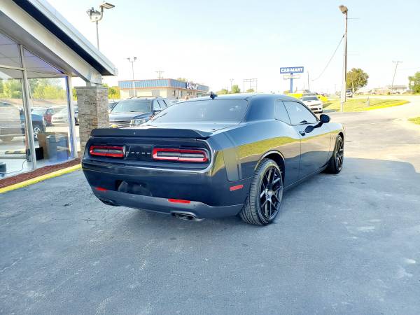 2015 Dodge Challenger RWD Scat Pack Coupe 2D Trades Welcome Financing for sale in Harrisonville, KS – photo 20