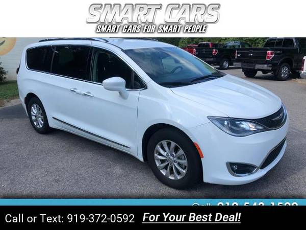 2018 Chrysler Pacifica Touring-L mini-van White for sale in Pittsboro, NC