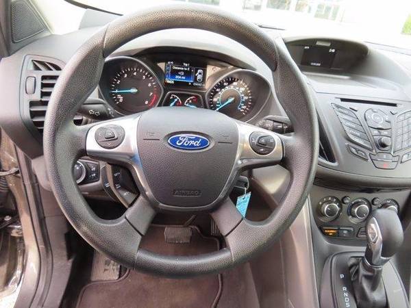 2016 Ford Escape SE - SUV - cars & trucks - by dealer - vehicle... for sale in Cincinnati, OH – photo 13