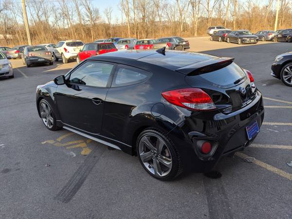 2015 Hyundai Veloster - cars & trucks - by dealer - vehicle... for sale in Evansdale, IA – photo 10