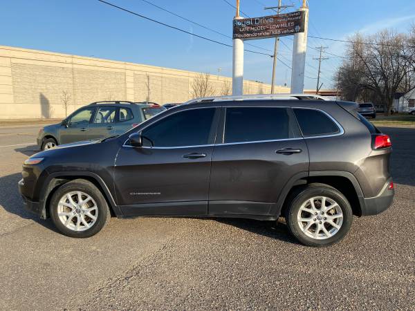 2016 Jeep Cherokee Latitude - Only 41k Miles! - - by for sale in Newport, MN – photo 8