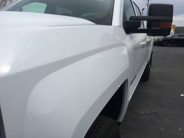 2016 Chevrolet Silverado 3500 HD Crew Cab 4WD LT Pickup 4D 8 ft Trades for sale in Harrisonville, MO – photo 19