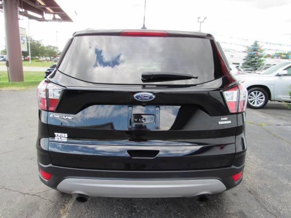 2018 Ford Escape SE - cars & trucks - by dealer - vehicle automotive... for sale in Rockford, IL – photo 7