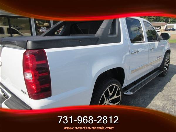 2009 CHEVROLET AVALANCHE, LEATHER, BLUETOOTH, TV/DVD, EXTRA CLEAN!! VE for sale in Lexington, TN – photo 17