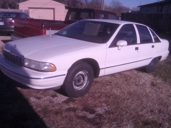 92 Caprice for sale - cars & trucks - by owner - vehicle automotive... for sale in Topeka, KS – photo 2