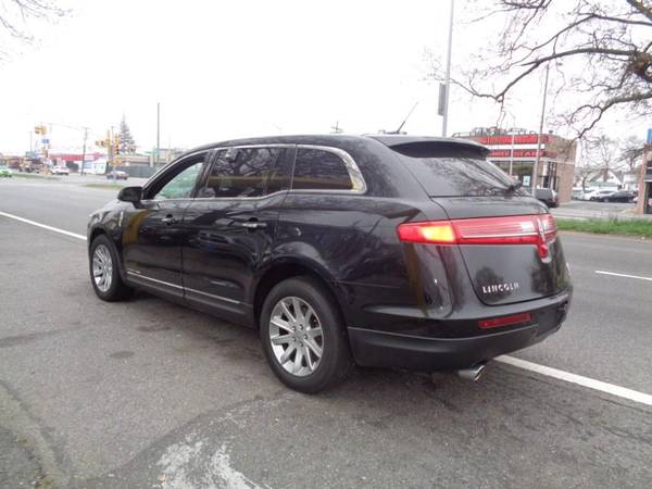 2015 Lincoln MKT 4dr Wgn 3 7L AWD w/Livery Pkg YOU WILL DRIVE OUT for sale in Elmont, NY – photo 4