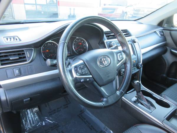 ** 2015 TOYOTA CAMRY SE- LOADED! LOW MILES! CLEAN! GUARANTEED FINANCE! for sale in Lancaster, PA – photo 8