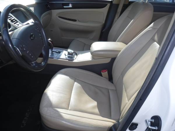 2012 Hyundai Genesis 3.8L V6 Navi for sale in New Port Richey , FL – photo 6