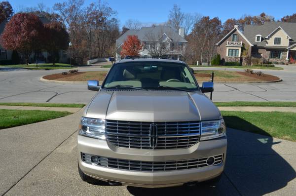 2008 Lincoln Navigator - cars & trucks - by owner - vehicle... for sale in Prospect, KY – photo 2