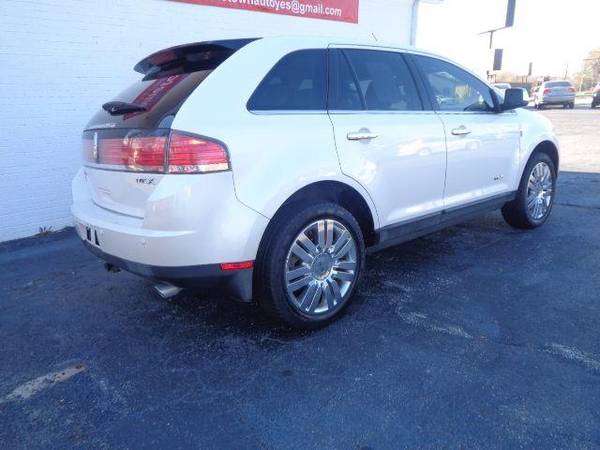 2009 Lincoln MKX FWD ( Buy Here Pay Here ) - cars & trucks - by... for sale in High Point, NC – photo 2
