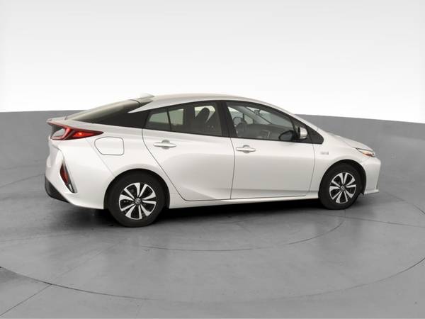2018 Toyota Prius Prime Plus Hatchback 4D hatchback Silver - FINANCE... for sale in Bakersfield, CA – photo 12