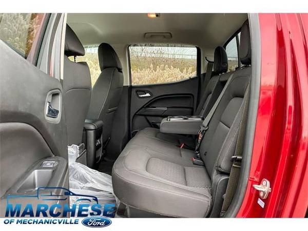 2018 GMC Canyon SLE 4x4 4dr Crew Cab 6 ft. LB - truck - cars &... for sale in Mechanicville, VT – photo 12