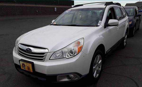 2012 Subaru Outback 2 5i AWD 4dr Wagon CVT - 1 YEAR WARRANTY! for sale in East Granby, MA – photo 2