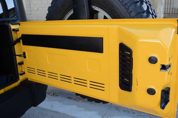 2015 Jeep Wrangler Unlimited Rubicon suv Baja Yellow Clearcoat for sale in Montclair, CA – photo 22