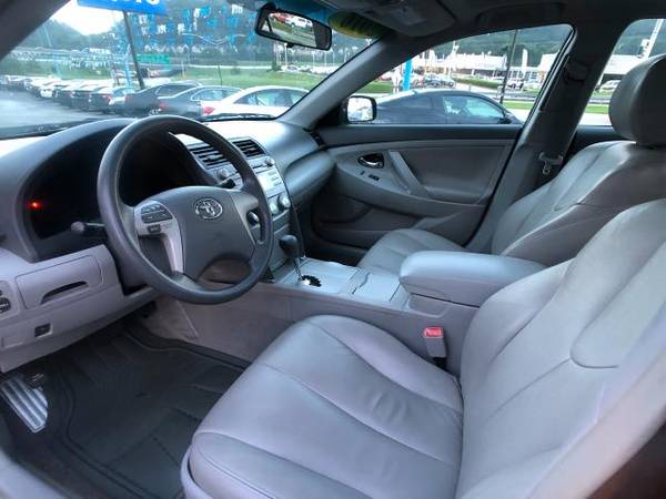 2010 Toyota Camry 4dr Sdn I4 Auto LE (Natl) - cars & trucks - by... for sale in Knoxville, TN – photo 13