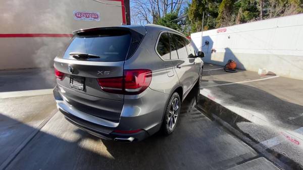 2018 BMW X5 xDrive35i - - by dealer - vehicle for sale in Great Neck, NY – photo 20