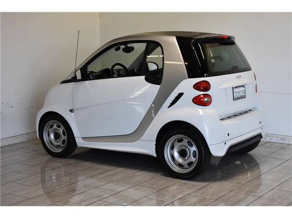 2015 Smart fortwo Passion Hatchback Coupe 2D Sedan for sale in Escondido, CA – photo 16