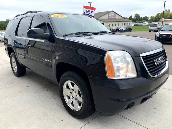2007 GMC Yukon 4WD 4dr 1500 SLT - cars & trucks - by dealer -... for sale in Chesaning, MI – photo 2