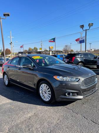 2015 Ford Fusion Hybrid - cars & trucks - by dealer - vehicle... for sale in Tulsa, OK – photo 2