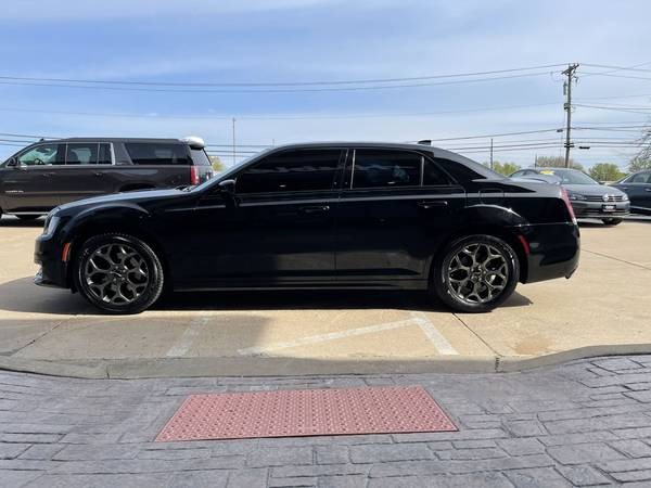 2018 CHRYSLER 300S AWD 79, 000 MILES - - by dealer for sale in O Fallon, MO – photo 5