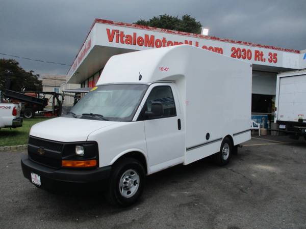 2015 Chevrolet Express G3500 12 CUBE VAN, CUT AWAY, BOX TRUCK for sale in south amboy, WV – photo 2