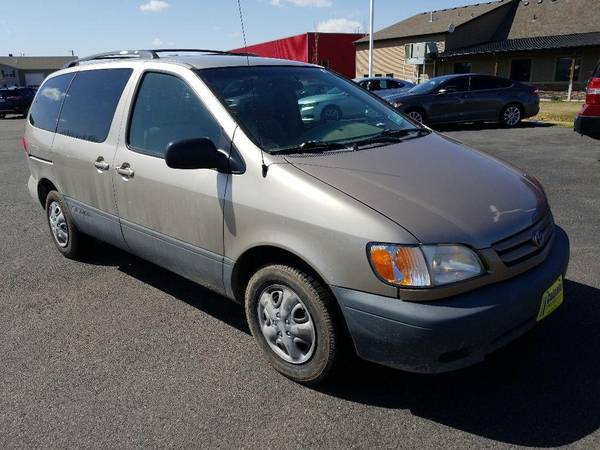 2002 Toyota Sienna MCL10L - - by dealer - vehicle for sale in Idaho Falls, ID – photo 3