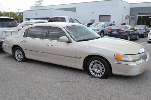 2000 Lincoln Town Car Cartier - - by dealer for sale in St. Augustine, FL – photo 6