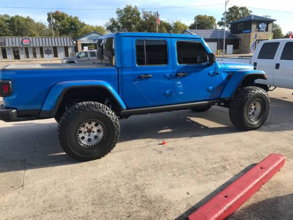 2020 Jeep Gladiator Rubicon 4x4 - cars & trucks - by dealer -... for sale in Durant, OK – photo 9