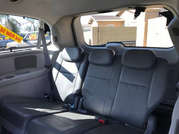 2009 CHRYSLER TOWN & COUNTRY>EXTRA CLEAN>CALL909 990331 24HR - cars... for sale in BLOOMINGTON, CA – photo 13