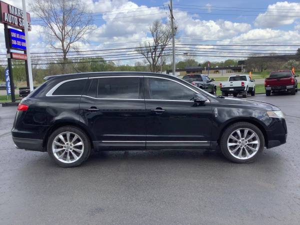 Nice! 2010 Lincoln MKT! 3rd Row! Fully Loaded! - - by for sale in Ortonville, MI – photo 6