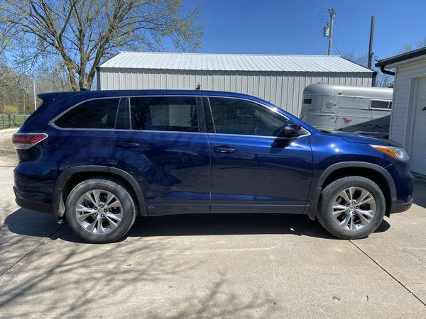 2015 Toyota Highlander for sale in Kirksville, MO – photo 13