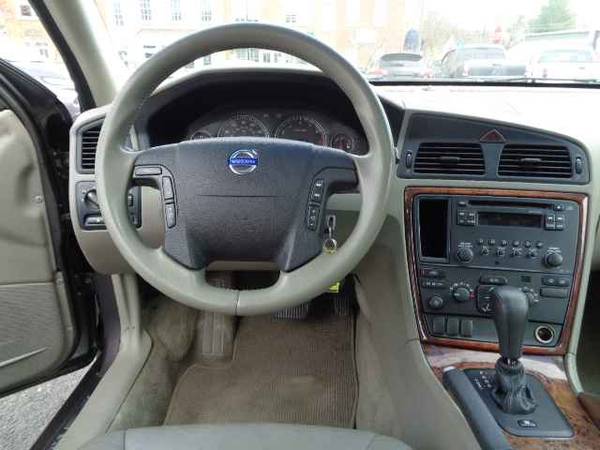 2005 Volvo XC70 AWD Wagon 2 5L I5 F - - by dealer for sale in Purcellville, District Of Columbia – photo 15