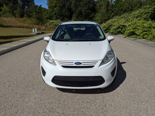 2012 Ford Fiesta Sedan - 30+MPG LOW MILES!!! for sale in Griswold, CT – photo 2