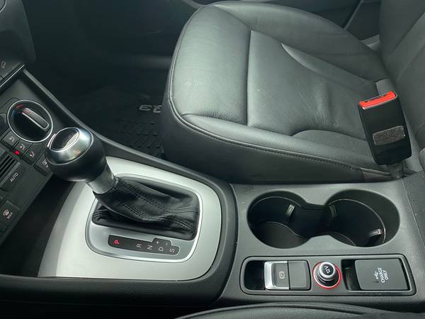 2017 Audi Q3 Premium Sport Utility 4D suv White - FINANCE ONLINE -... for sale in Atlanta, CA – photo 22
