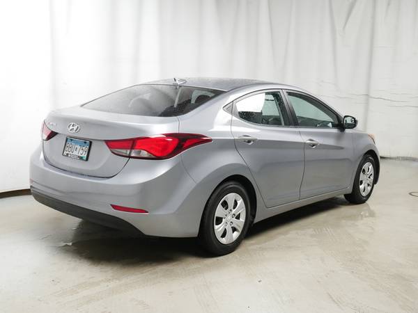 2016 Hyundai Elantra SE for sale in Inver Grove Heights, MN – photo 8