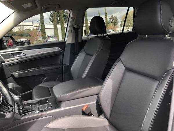2018 Volkswagen Atlas 3 6L V6 SE CALL/TEXT - - by for sale in Gladstone, OR – photo 13