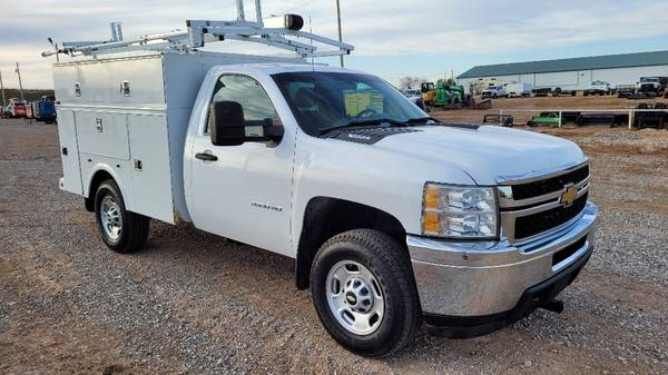 2012 Chevrolet 2500 4wd Reg Cab Omaha Hiroof Utility Bed 6 0L Gas for sale in Oklahoma City, OK – photo 4