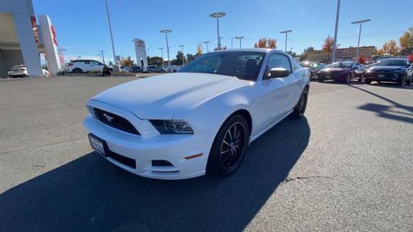 2013 Ford Mustang RWD 2dr Car 2dr Cpe V6 - cars & trucks - by dealer... for sale in Redding, CA – photo 9