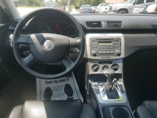 2006 VOLKSWAGEN PASSAT 2.0L - Turbo - Only 78k Miles - Leather for sale in Kenosha, WI – photo 8