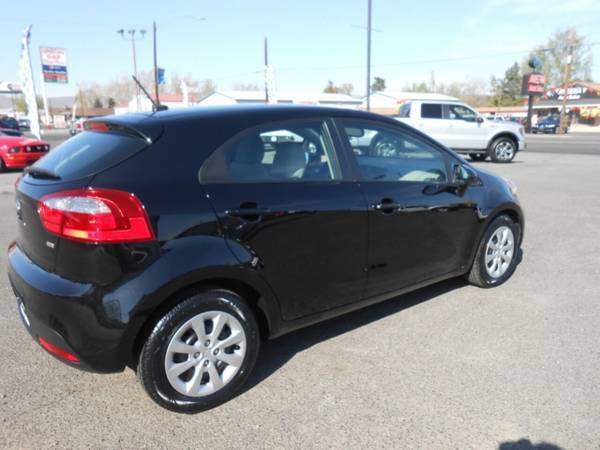 2012 Kia Rio LX 4dr Wagon 6A - - by dealer - vehicle for sale in Union Gap, WA – photo 9