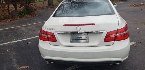 2010 Mercedes-Benz E 550 - cars & trucks - by dealer - vehicle... for sale in Westbury , NY – photo 9