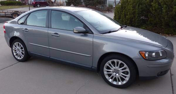 2005 Volvo S40 T5 2.5l Turbo AWD, Very Clean - cars & trucks - by... for sale in Fort Collins, CO – photo 6