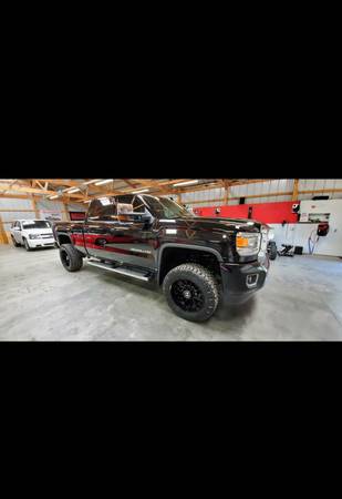 2015.5 GMC Denali Duramax - cars & trucks - by owner - vehicle... for sale in Lincoln, NE – photo 3